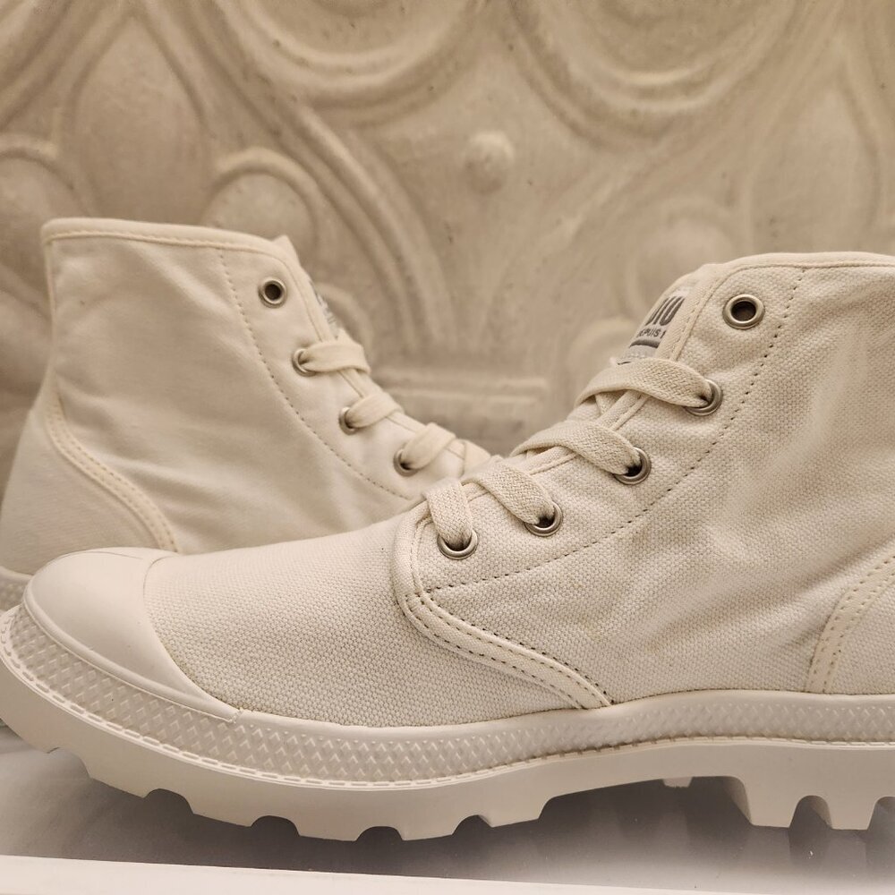 Palladium Star White Hight top sneakers. "Pampa Hi" NIB. Size 9 - Picture 4 of 12